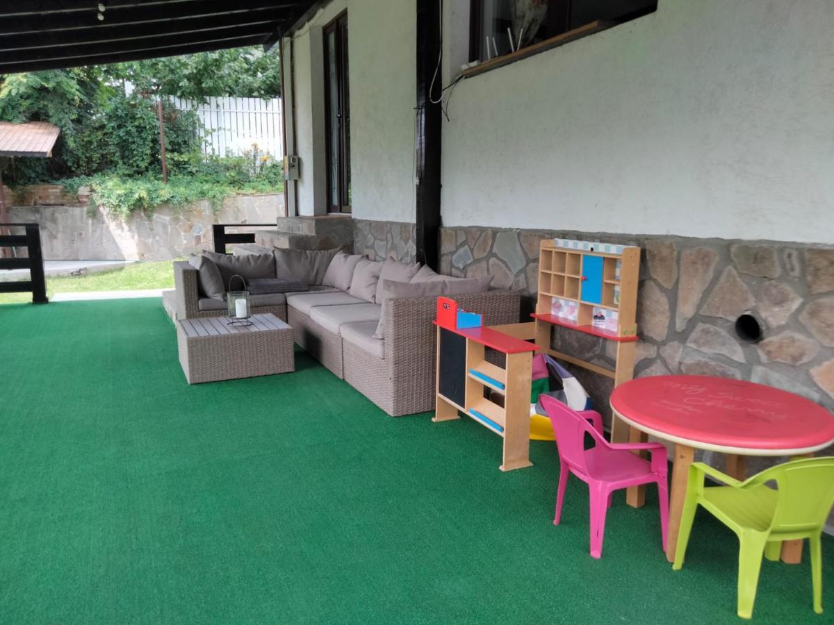 Vila Roxana Pangarati Exterior foto